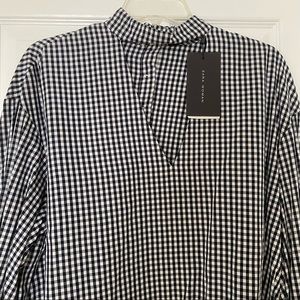 NWT Zara’s black & white long sleeves blouse med